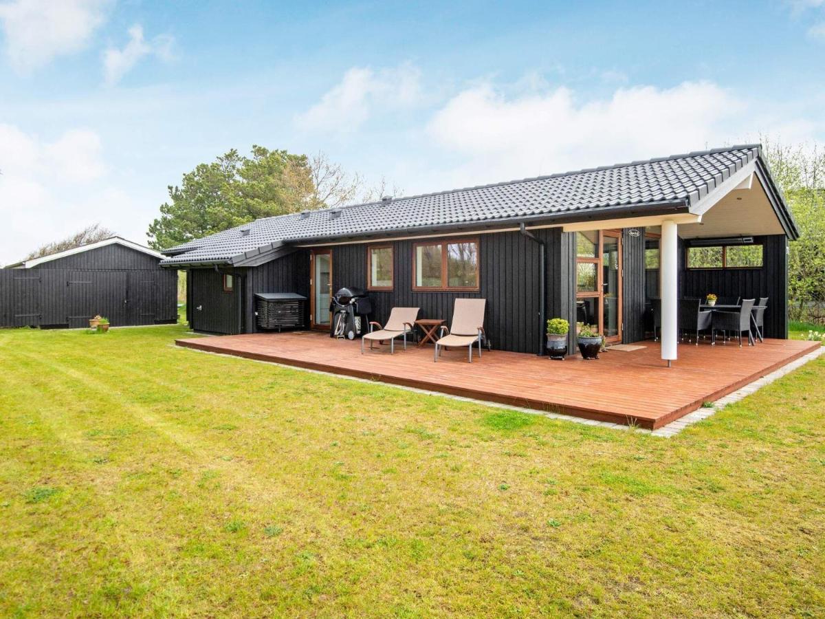 6 Person Holiday Home In R M Lakolk Exterior photo