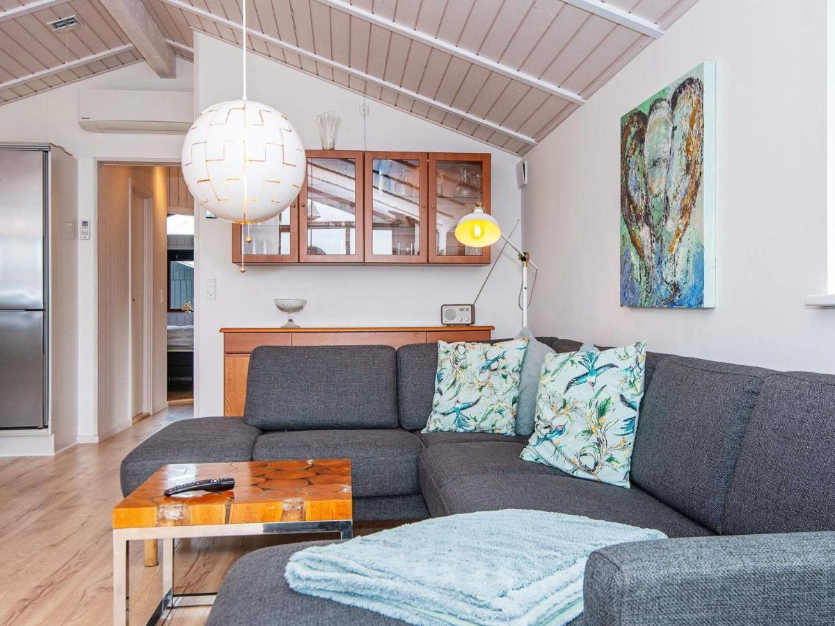 6 Person Holiday Home In R M Lakolk Exterior photo